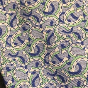 Vineyard vines derby tie
